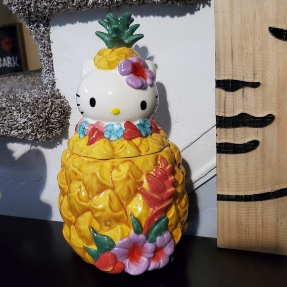 Blue Sky Hello Kitty Pineapple Cannister Cookie Jar - Picture 1 of 12